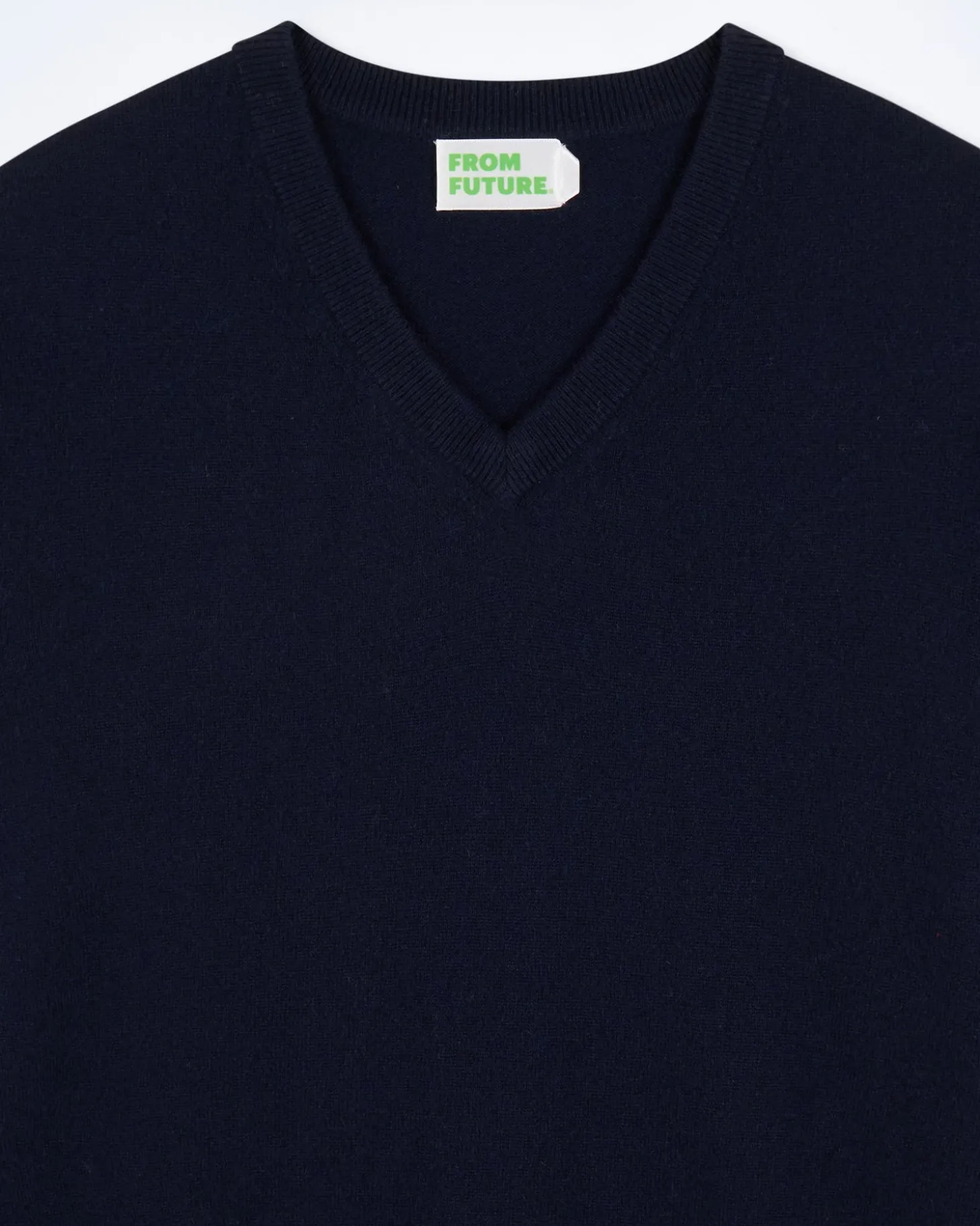 Pull Col V Basique