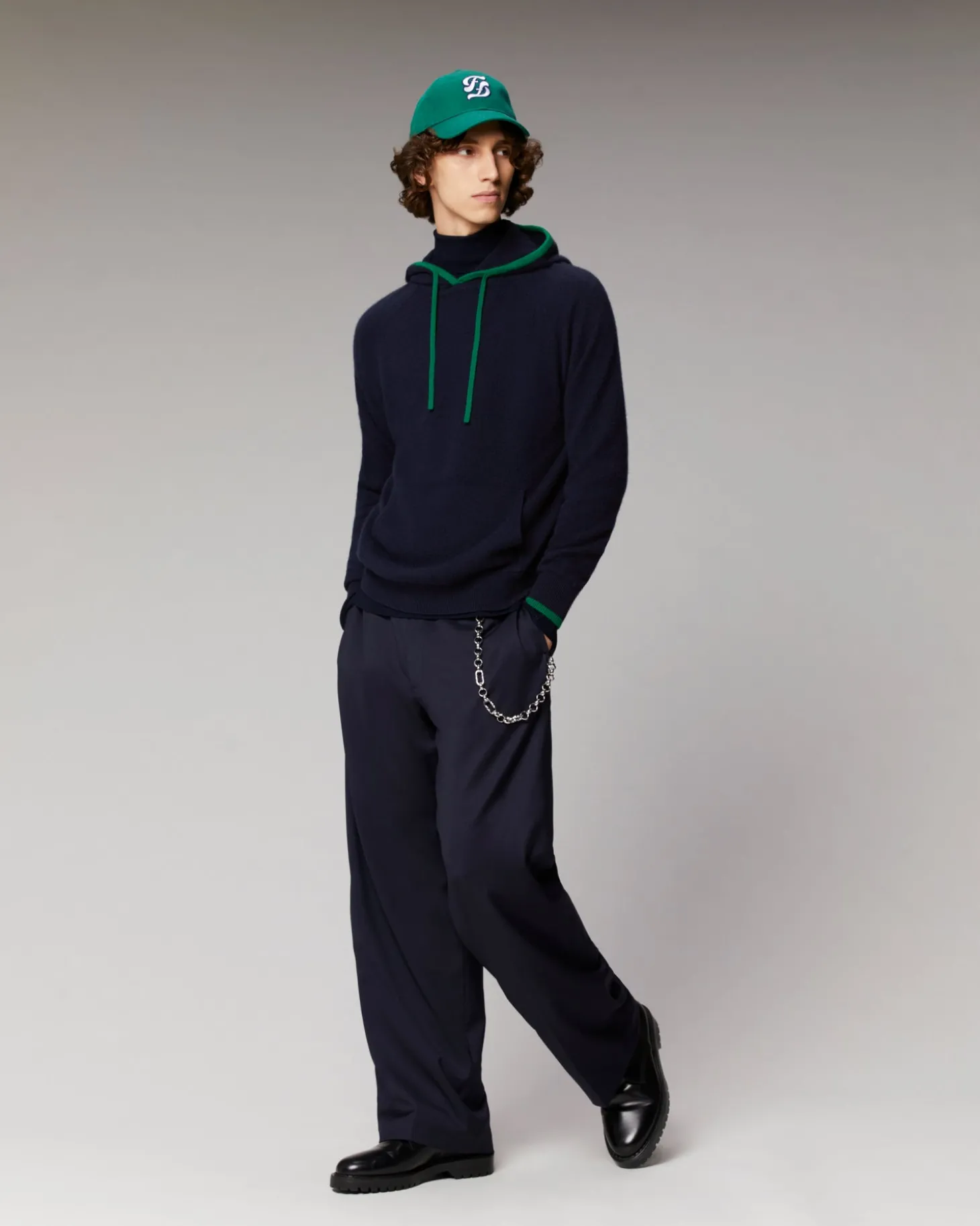 Pull Hoodie Liserets Contrastes Léger